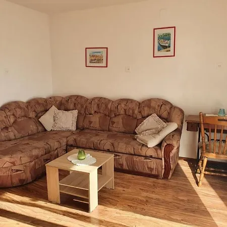 Appartamento Nikica Mit Blick Auf By Interhome